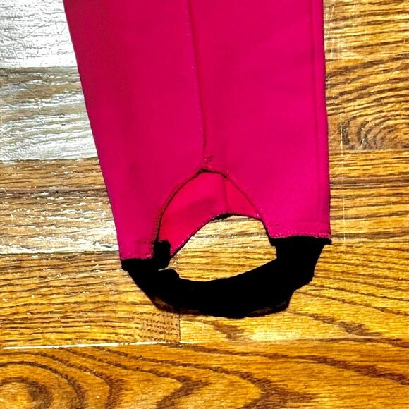 Bogner Hot Pink Stirrup Ski Pants. Size 8. - Picture 8 of 8